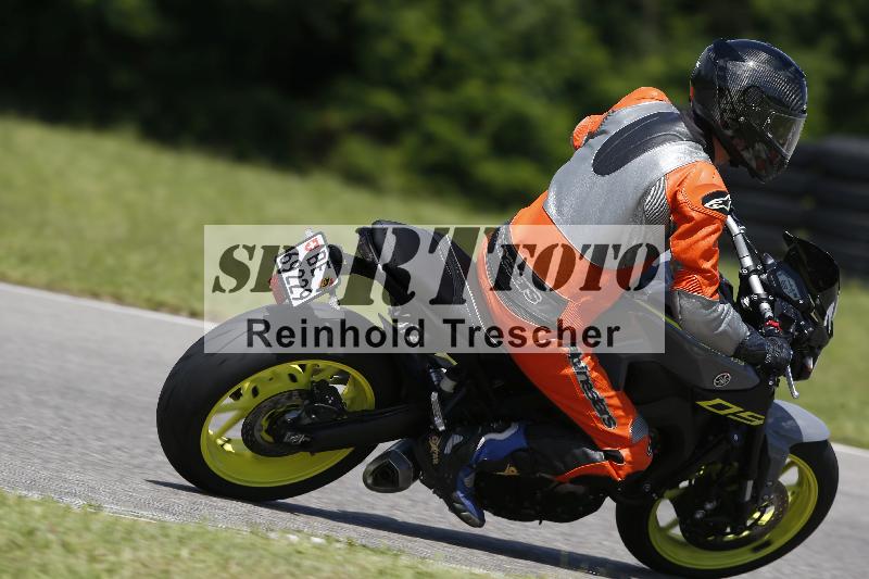 /Archiv-2024/29 12.06.2024 MOTO.CH Track Day ADR/Gruppe blau/105